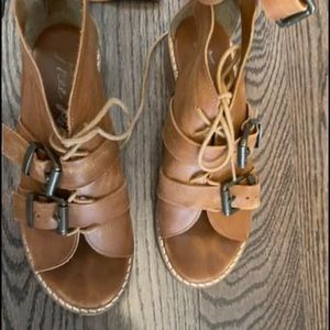 Woman’s free people shoes